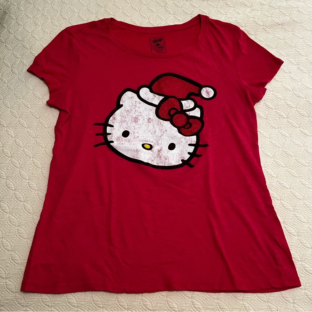 Old Navy Hello Kitty Santa Claus Christmas Holiday T-Shirt (size Large)